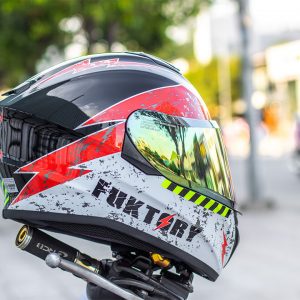31. Cat Helm
